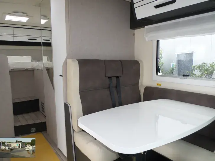 Fahrzeugbild Forster T 699 EB Modell 2026  Einzelb./ Hubbett #8