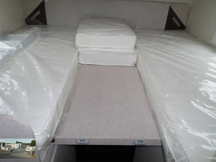 Fahrzeugbild Forster T 699 EB Modell 2026  Einzelb./ Hubbett #23