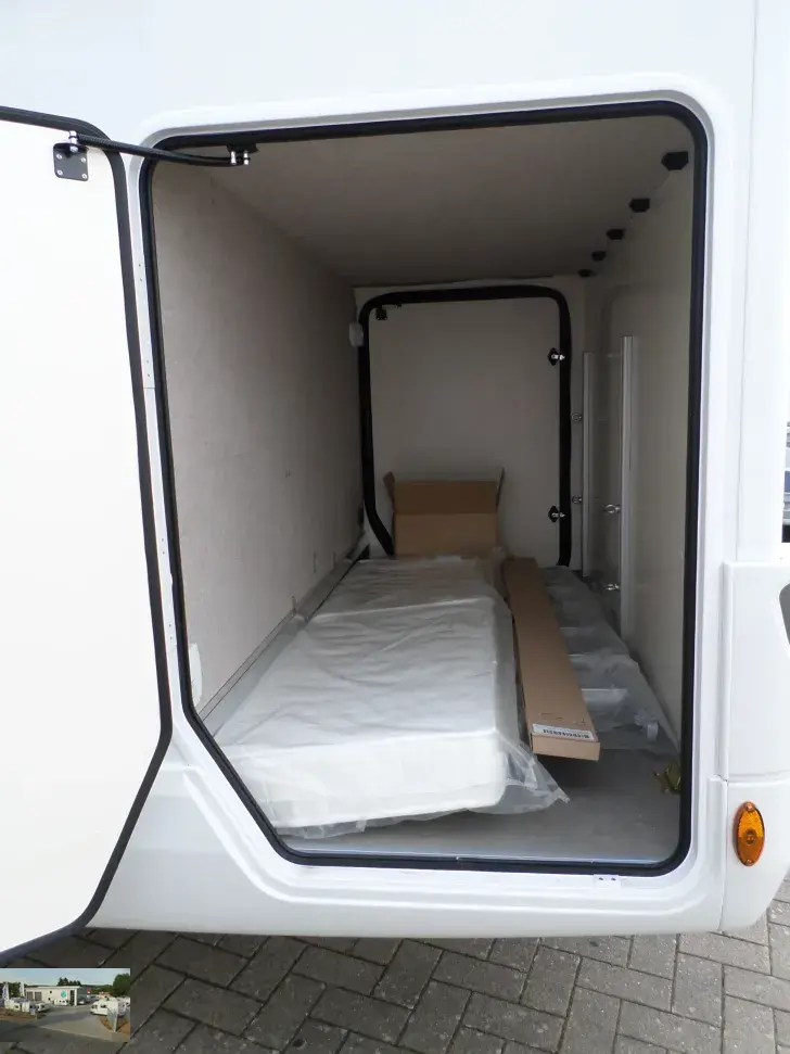 Fahrzeugbild Forster T 699 EB Modell 2026  Einzelb./ Hubbett #40