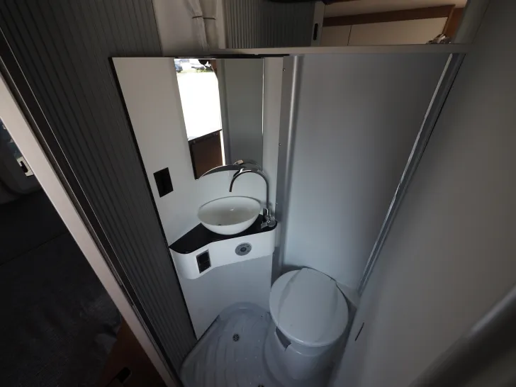 Fahrzeugbild Pössl Summit 540, Duo Control, 2. Batt., 5. Sitzplatz #18