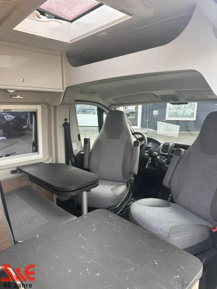 Fahrzeugbild Corigon Camper Van 55 D #12