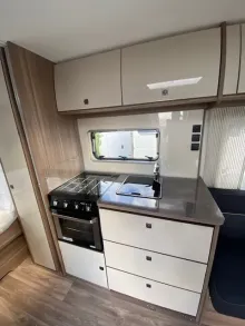 Fahrzeugbild Fendt Tendenza 650 SFD #5
