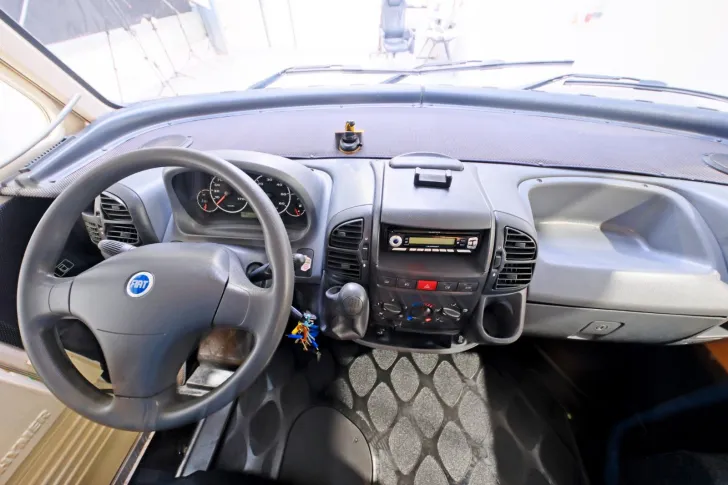 Fahrzeugbild Hymer B 584 Classic/Hubbett/Markise/Bar-Version/Finanz #6