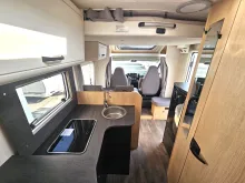 Sicht vorne-hinten Sunlight T 67S