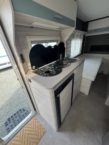 Fahrzeugbild Dethleffs c-joy 460 LE #8