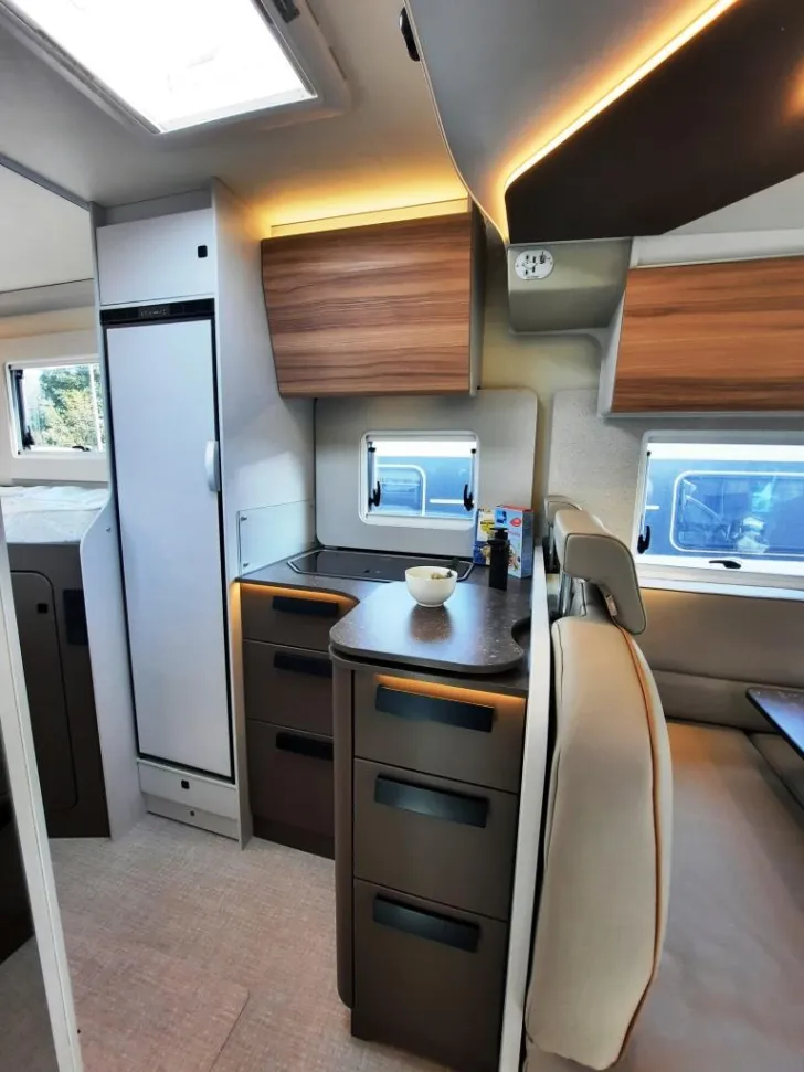 Fahrzeugbild Bürstner B66 690 TD Verfüg./SAT/Markise/Rüfa #15