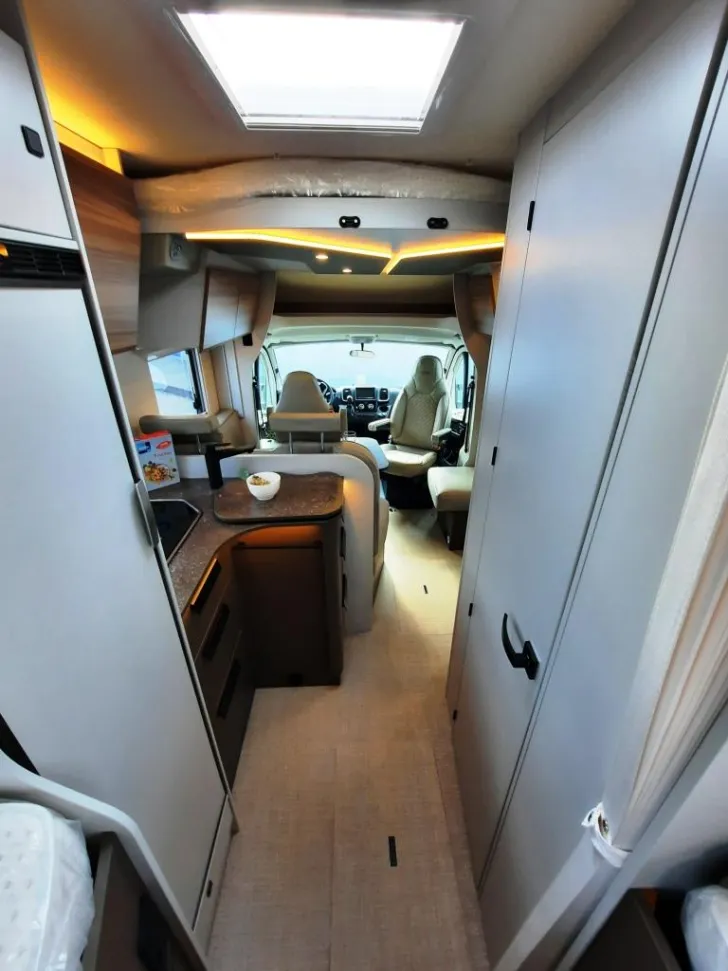 Fahrzeugbild Bürstner B66 690 TD Verfüg./SAT/Markise/Rüfa #4