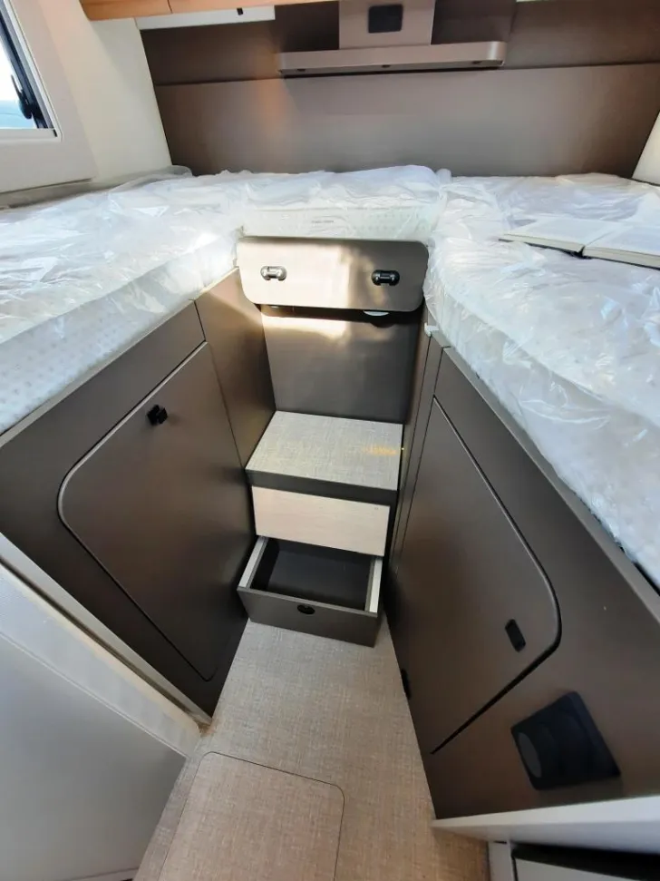 Fahrzeugbild Bürstner B66 690 TD Verfüg./SAT/Markise/Rüfa #11