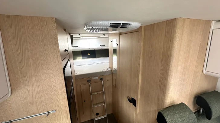 Sicht vorne-hinten Sunlight A 70