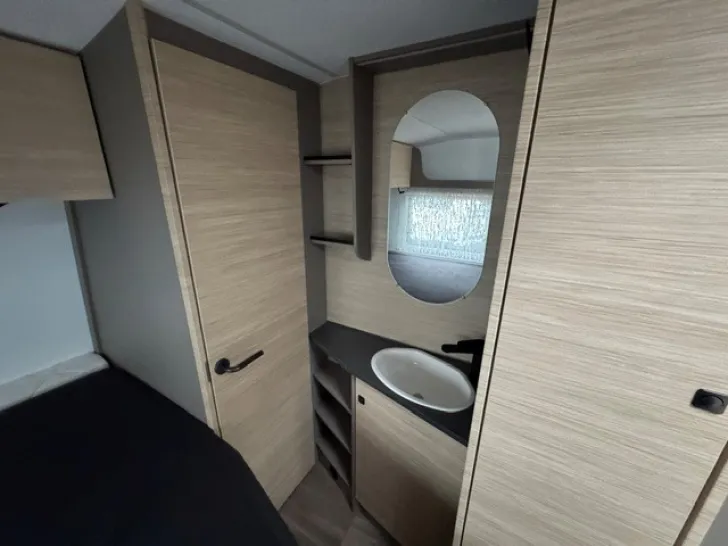 Fahrzeugbild NEXT 380 Modell 2026 #6