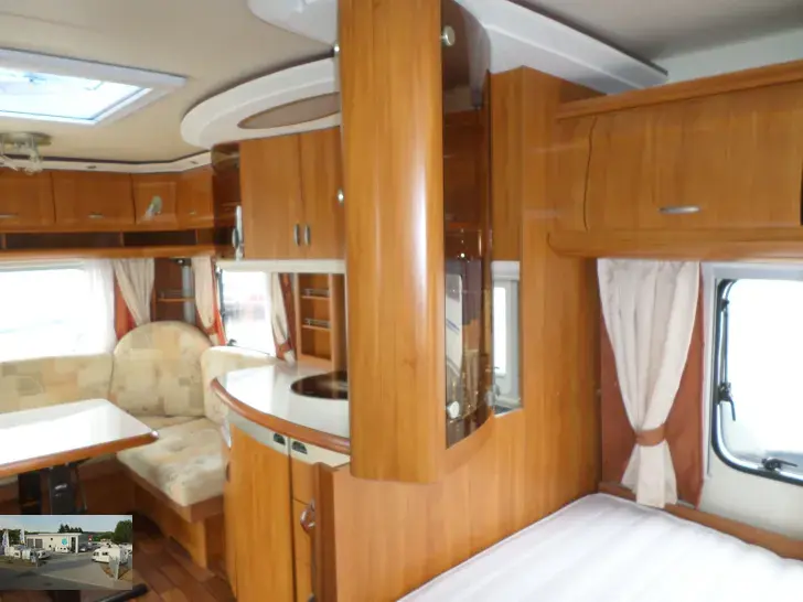 Fahrzeugbild Hobby Excellent 495 UFe Nr. 48 - franz. Bett, RSG #23