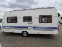Fahrzeugbild Hobby Excellent 495 UFe Nr. 48 - franz. Bett, RSG #26
