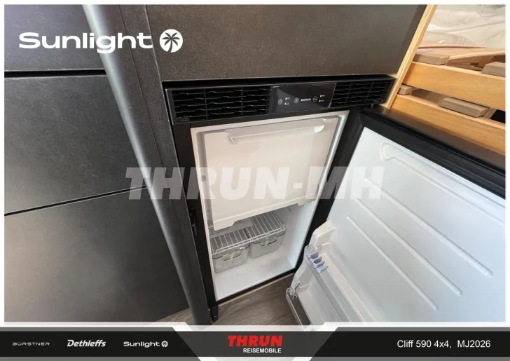 Fahrzeugbild Sunlight Cliff 4x4 Greentrek 590 #12