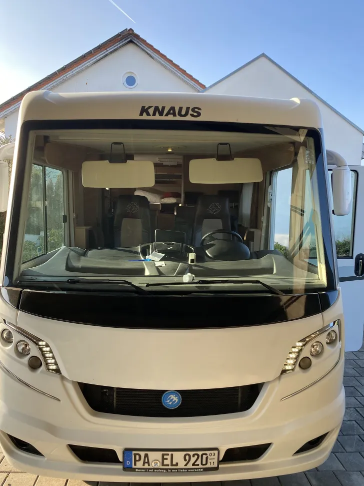 Fahrzeugbild Knaus Sky i 650 LEG #1