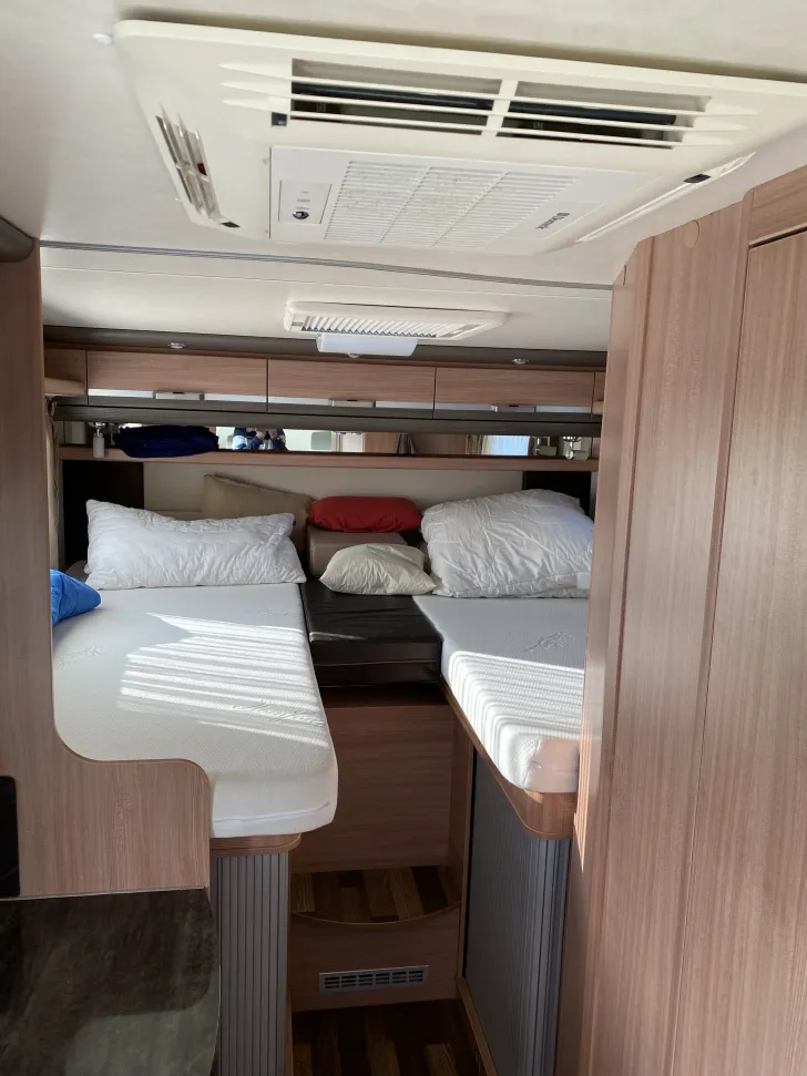 Grundriss Tag Knaus Sky i 650 LEG