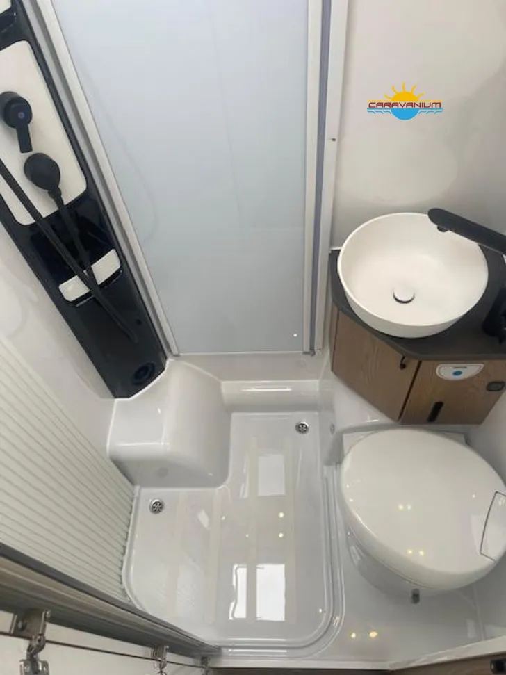 Fahrzeugbild Hobby OnTour C 680 GE*EINZELBETTEN*VOLL* Sofort verfügbar #18
