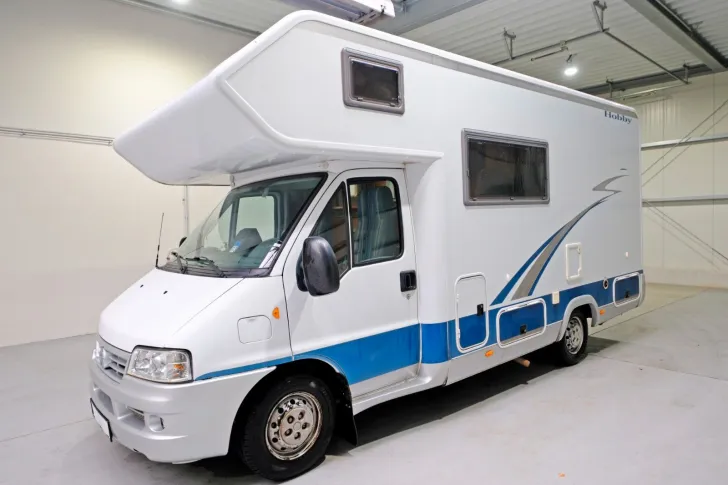 Fahrzeugbild Hobby A 615/Etagenbetten/Solara/Garage/dop.Boden #5