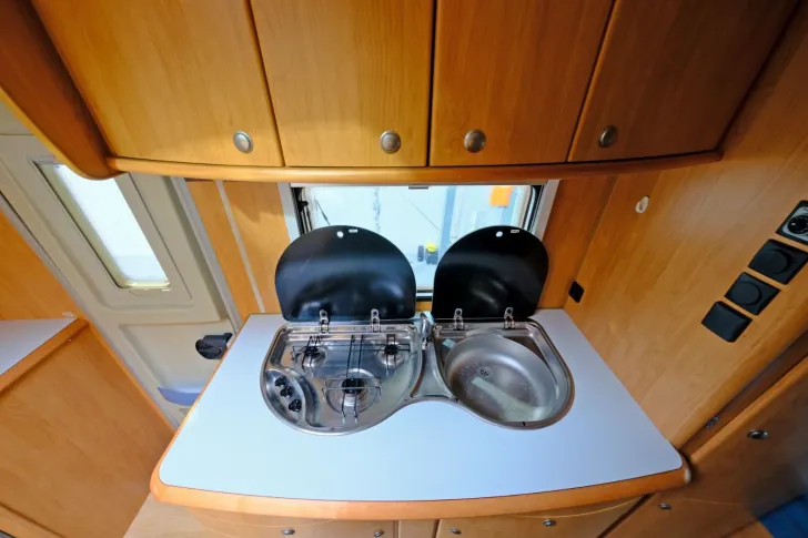 Fahrzeugbild Hobby A 615/Etagenbetten/Solara/Garage/dop.Boden #12