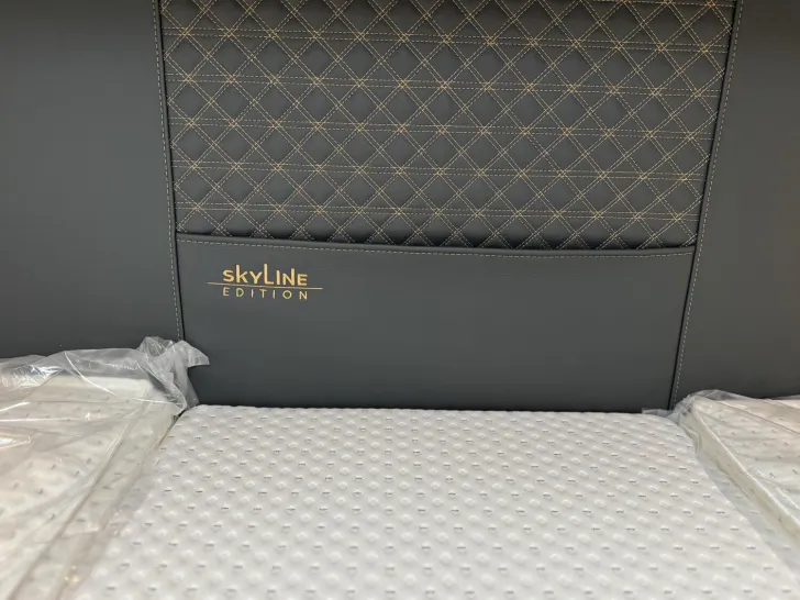 Fahrzeugbild Bürstner Lyseo Time Skyline Edition 690 G Kamera | Sat #24