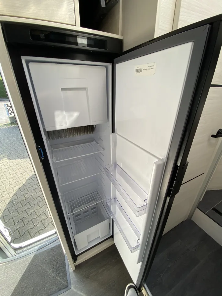 Fahrzeugbild Chausson Teilintegrierte 777GA Titanium Premium #11