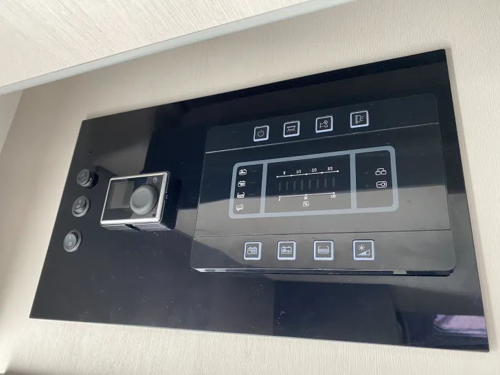 Fahrzeugbild Chausson Teilintegrierte 777GA Titanium Premium #17