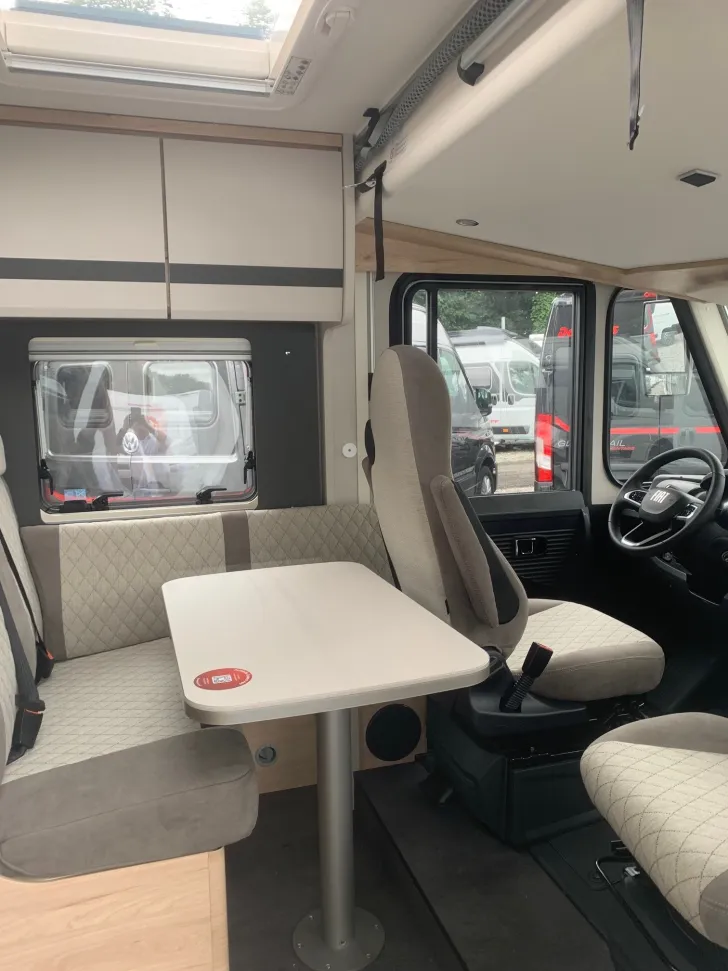 Fahrzeugbild Dethleffs Globebus I 4 Active Automatik+140PS* #8