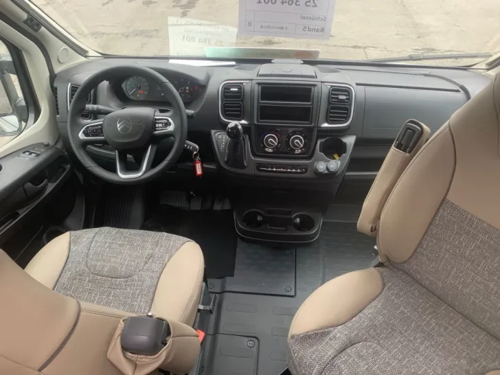 Fahrzeugbild Dethleffs Globetrail 640 HR Automatik+Chassispaket* #8