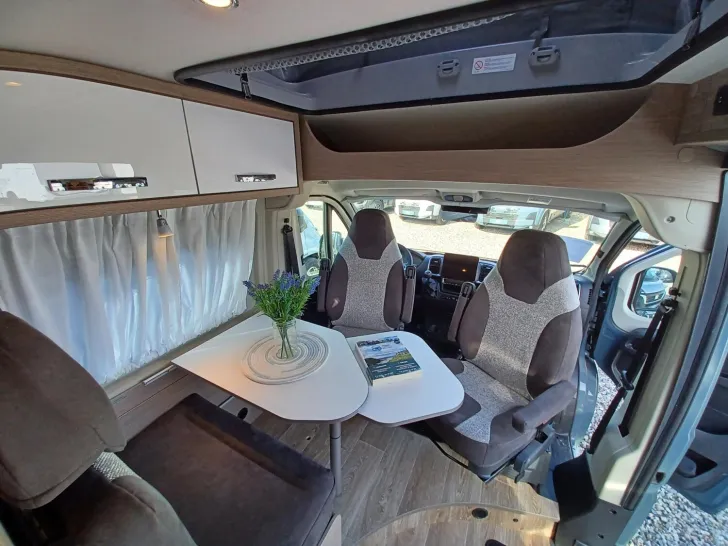 Fahrzeugbild Pössl 2Win S Plus Citroen 140 PS Aufstelldach #10