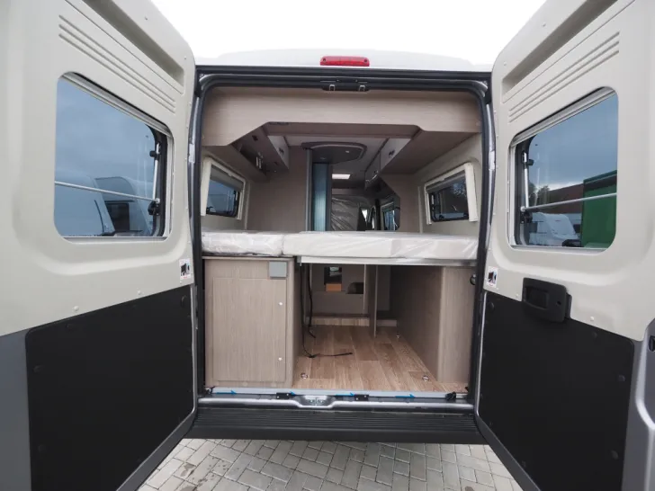 Fahrzeugbild Pössl 2WIN RS Plus, Markise, Isofix, uvm. #15