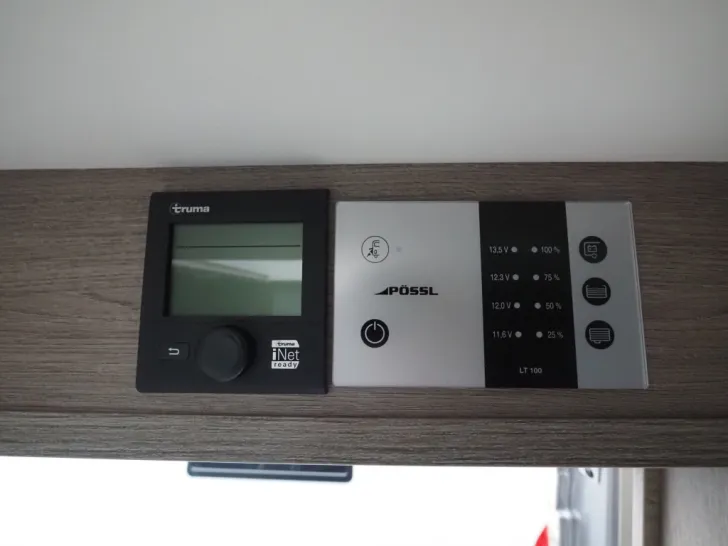 Fahrzeugbild Pössl 2WIN RS Plus, Markise, Isofix, uvm. #17