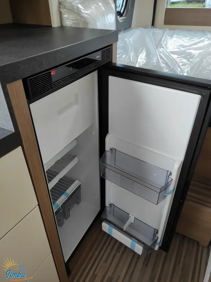 Fahrzeugbild Malibu Van Diversity 600 DB K charming coupé MJ 2026- 140 PS Automatik-2335 #12