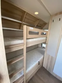 Fahrzeugbild Hobby De Luxe 490 KMF #4