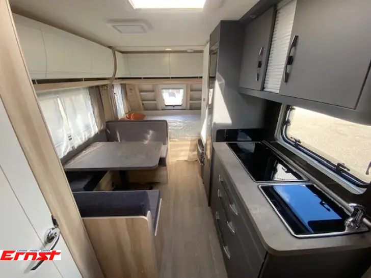 Fahrzeugbild Hobby De Luxe 490 KMF #10