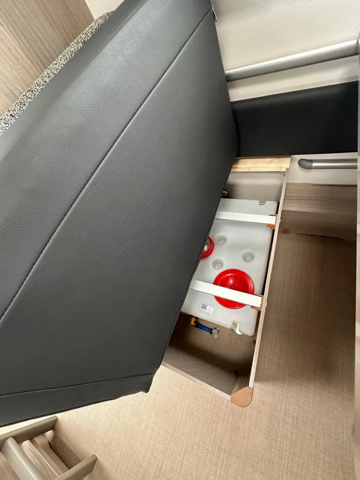 Fahrzeugbild Bürstner Premio Plus 510 TK #18