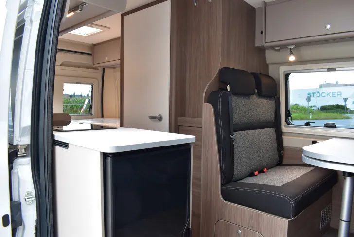 Fahrzeugbild Carado CV 600 16 Zoll Alu, Lederlenkrad #7