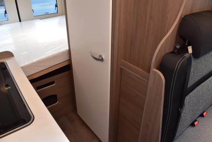 Fahrzeugbild Carado CV 600 16 Zoll Alu, Lederlenkrad #14