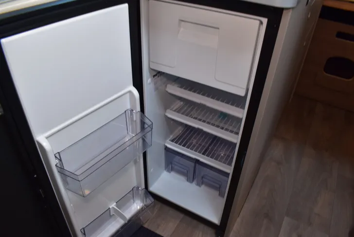 Fahrzeugbild Carado CV 600 16 Zoll Alu, Lederlenkrad #15