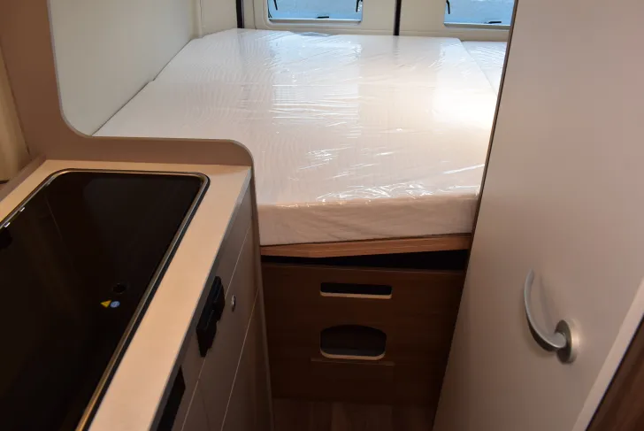 Fahrzeugbild Carado CV 600 16 Zoll Alu, Lederlenkrad #17