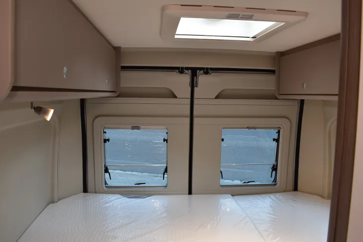 Fahrzeugbild Carado CV 600 16 Zoll Alu, Lederlenkrad #19