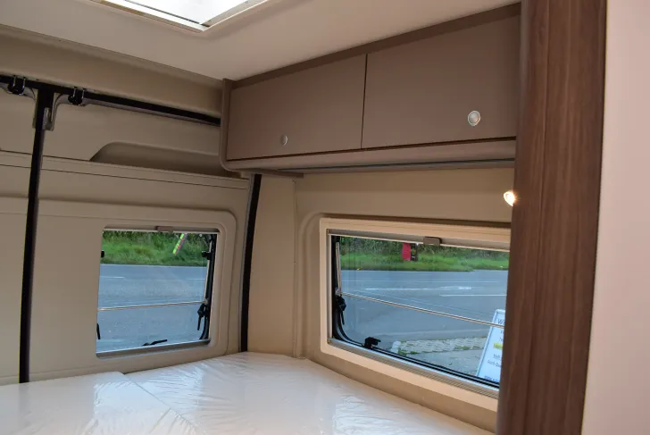 Fahrzeugbild Carado CV 600 16 Zoll Alu, Lederlenkrad #20