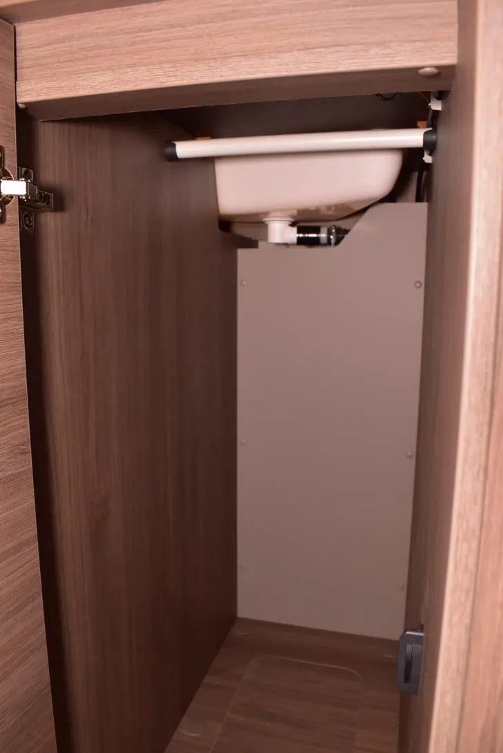 Fahrzeugbild Carado CV 600 16 Zoll Alu, Lederlenkrad #27