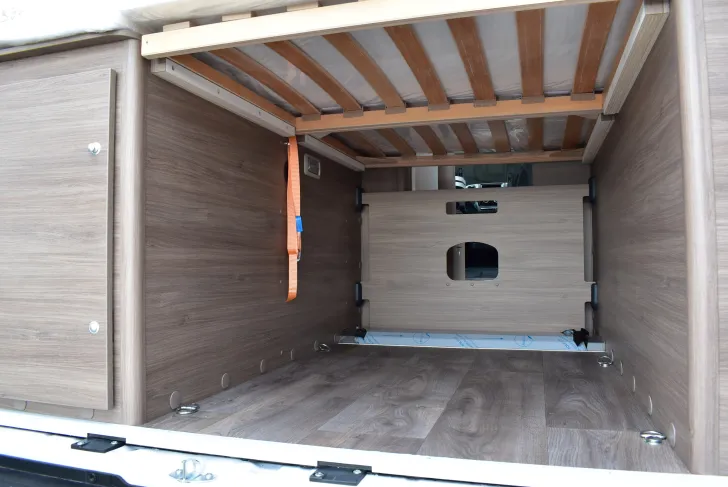 Fahrzeugbild Carado CV 600 16 Zoll Alu, Lederlenkrad #41