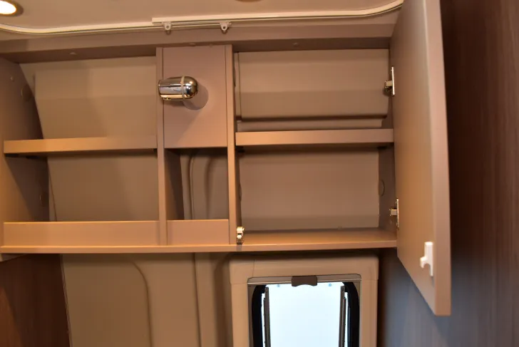 Fahrzeugbild Carado CV 602 pro Längsbetten, Dieselheizung #21