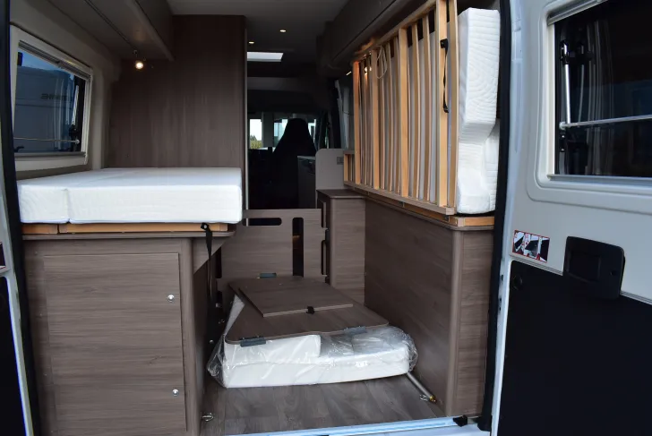 Fahrzeugbild Carado CV 602 pro Längsbetten, Dieselheizung #33