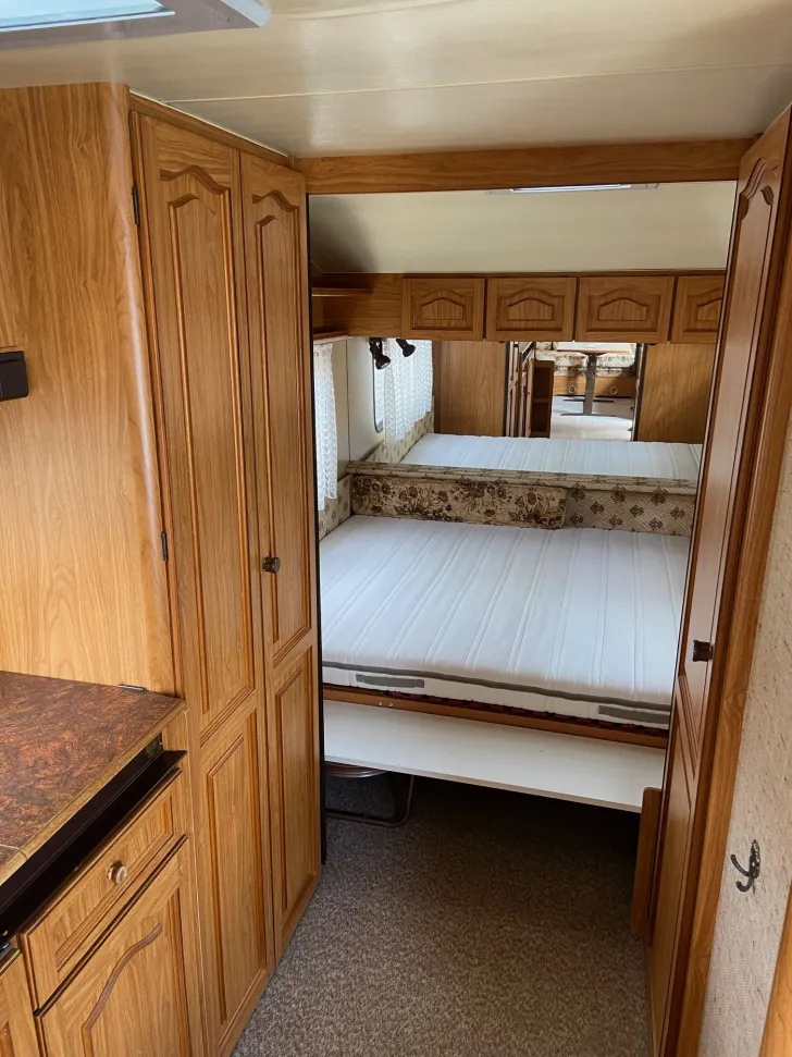 Fahrzeugbild Knaus Azur 480 #5