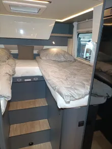 Fahrzeugbild Laika Kosmo H 1319 #13