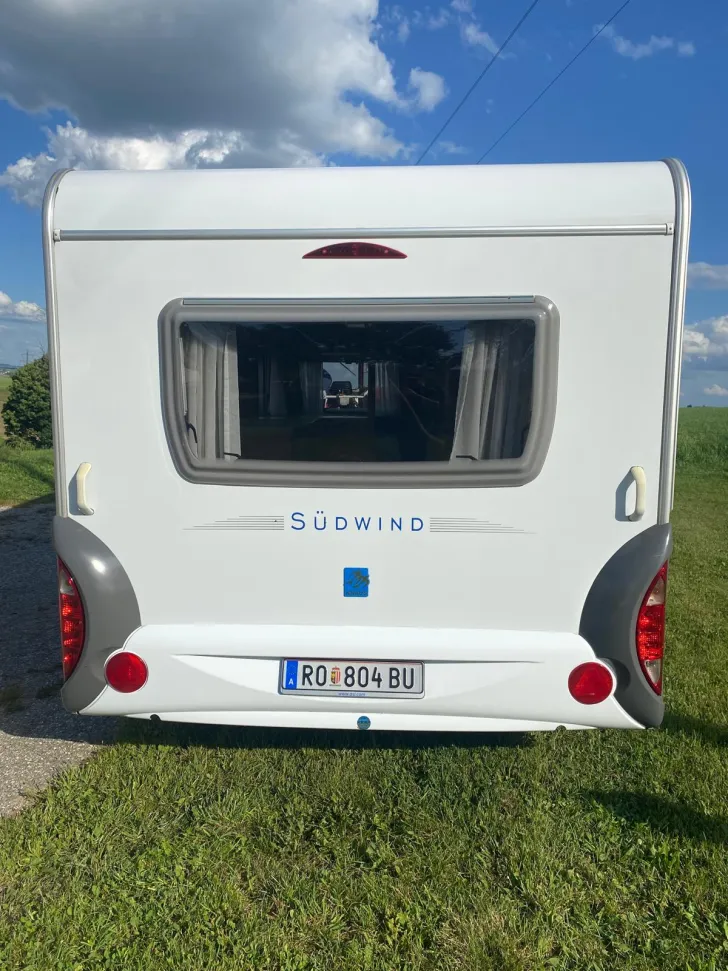 Fahrzeugbild Knaus Südwind 350 #2