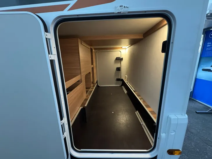 Fahrzeugbild Weinsberg CaraCompact 640 MEG EDITION [PEPPER] Sofort verfügbar #11