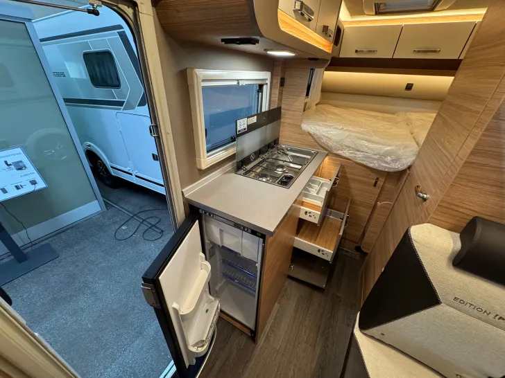 Fahrzeugbild Weinsberg X-CURSION VAN 500 MQ EDITION [PEPPER] Sofort verfügbar #11