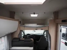 Fahrzeugbild Sunlight A68, Markise, 6 Sitz & Schlafplätze, Radtr., #7